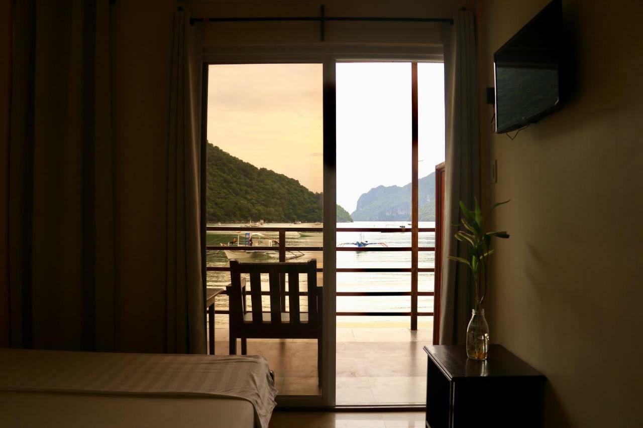 Double Room with Sea View - Lower Level