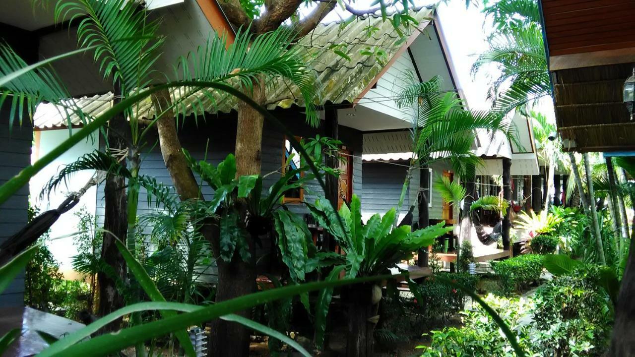 One-Bedroom Bungalow,898479322:JPEG