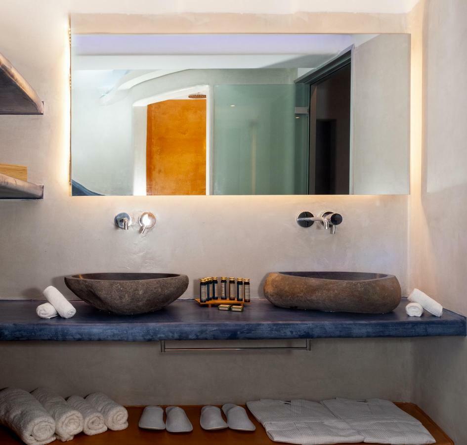 Superior Suite Outdoor Whirlpool,903382702:JPEG