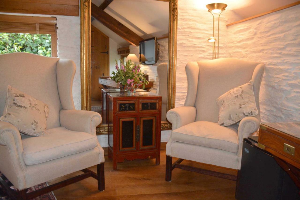 Superior Deluxe Double or Twin Room