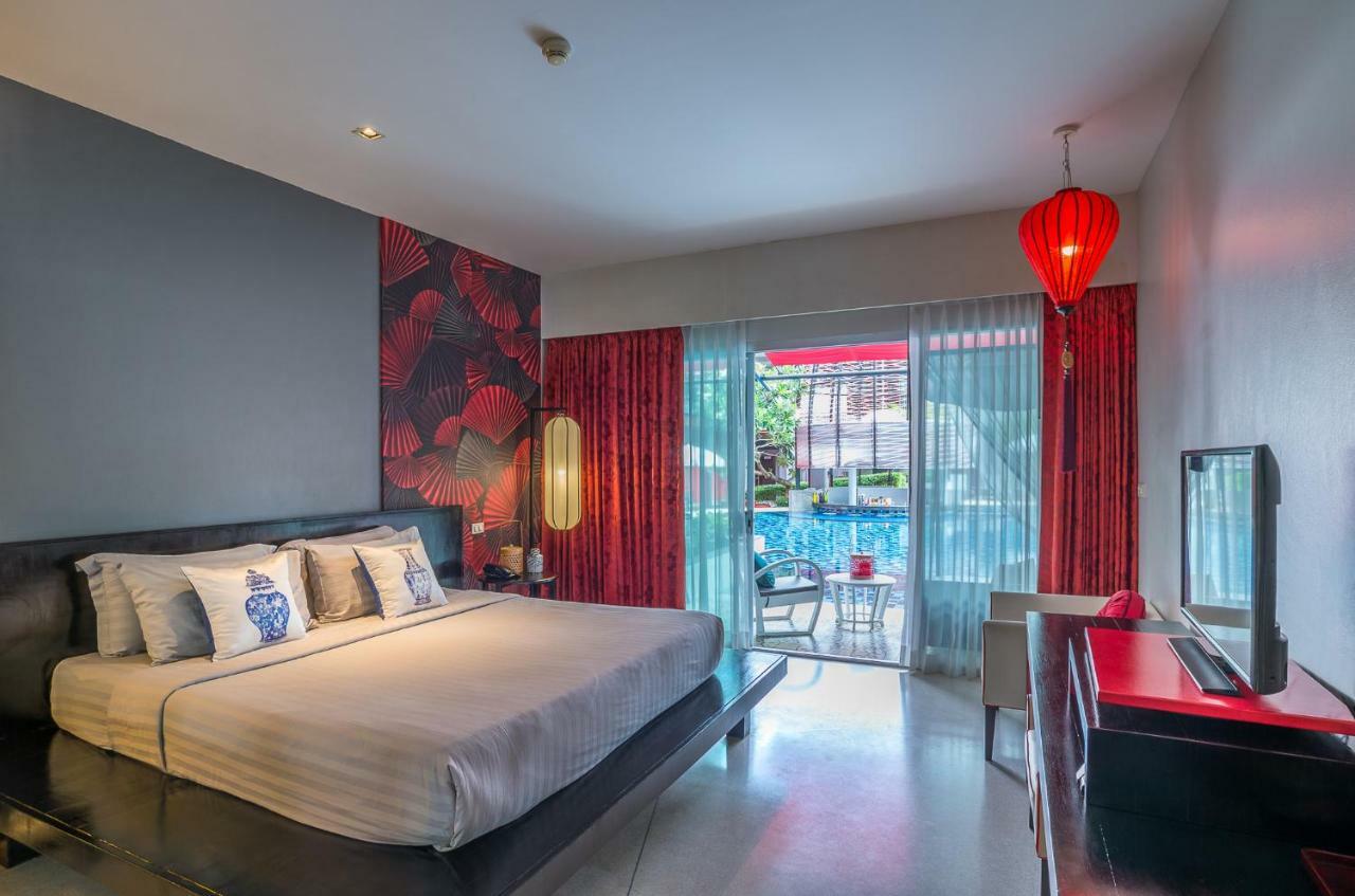 Deluxe Double or Twin Room Pool Access