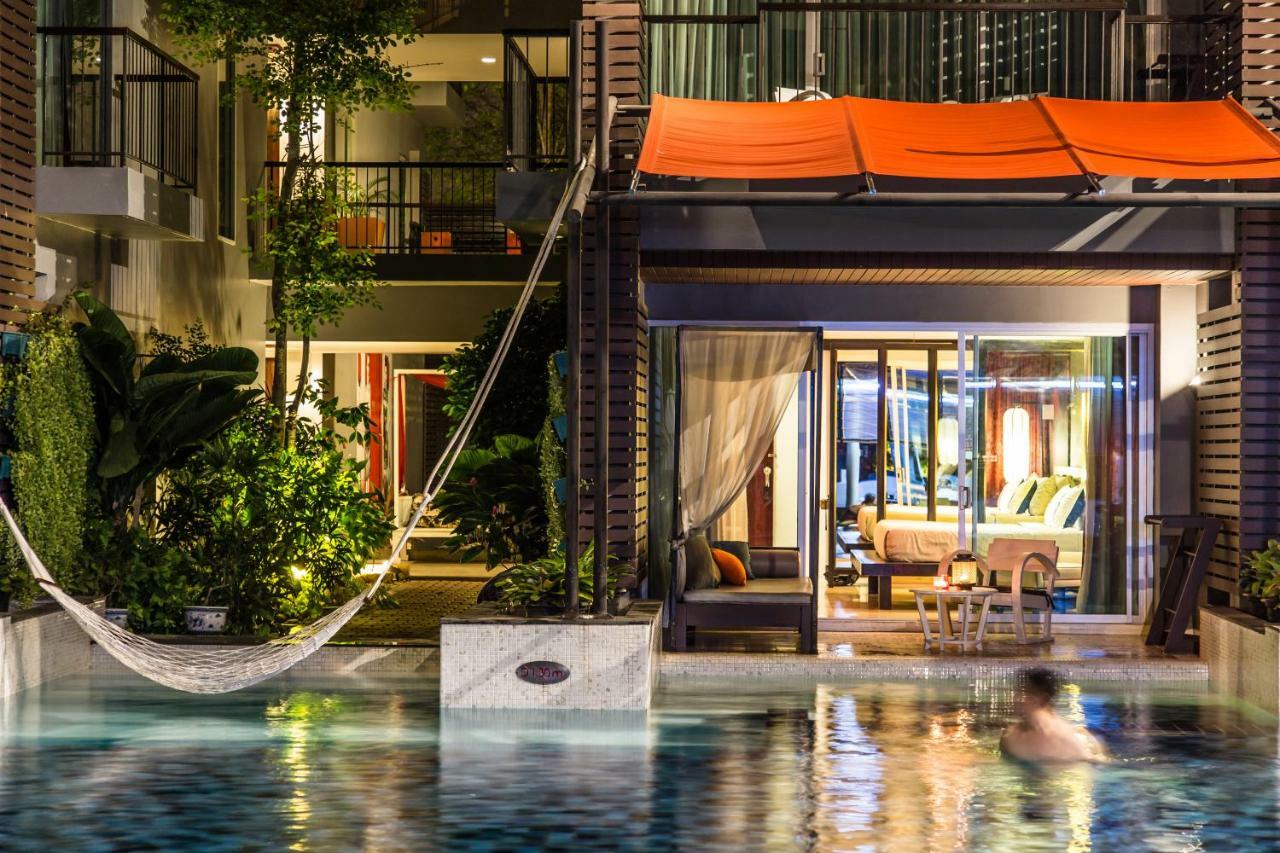 Deluxe Double or Twin Room Pool Access