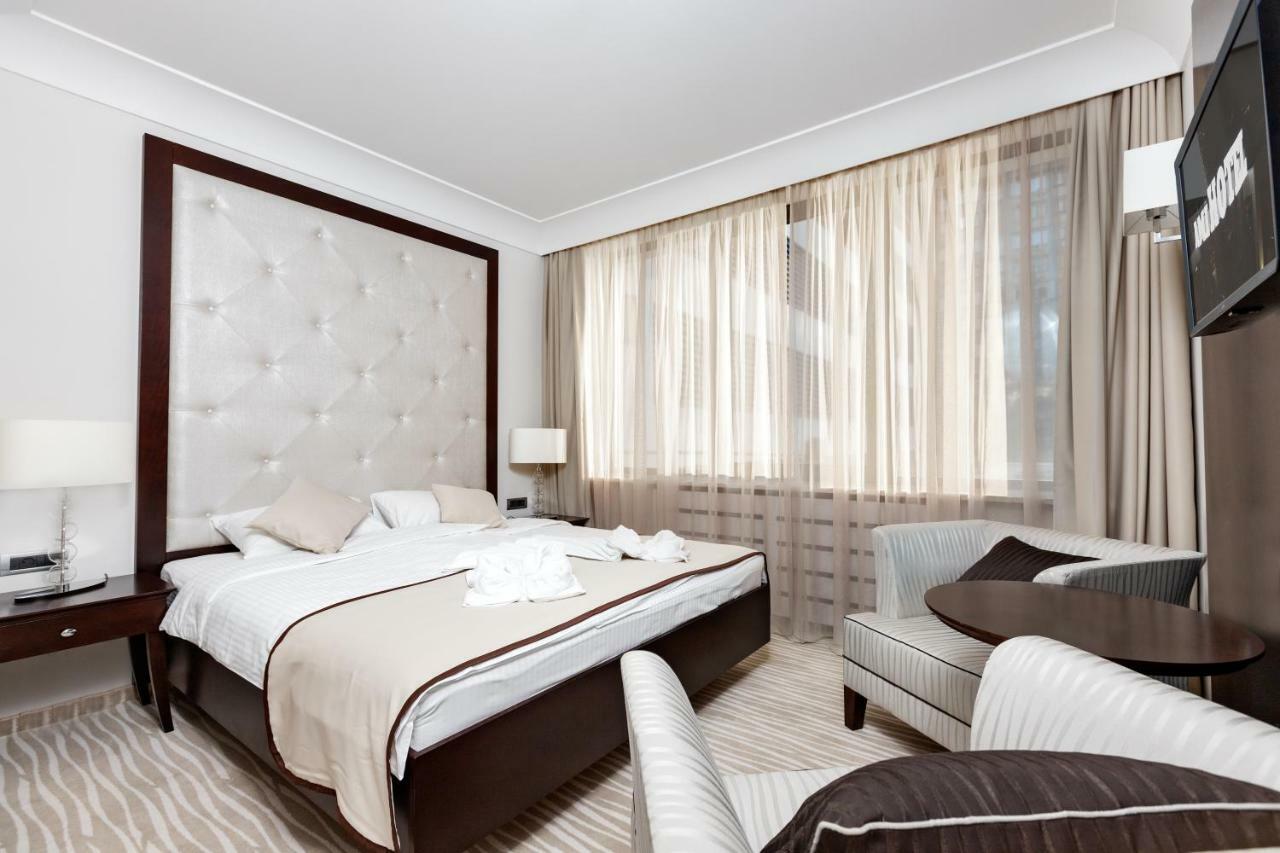 King Suite,907177390:JPEG