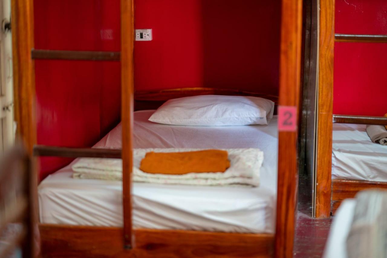 Bed in 10-Bed Mixed Dormitory Room
