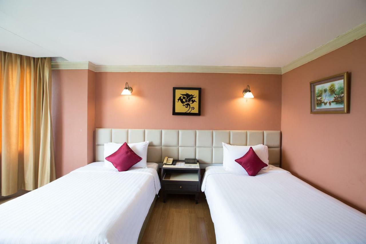 Deluxe Premium Twin Bed