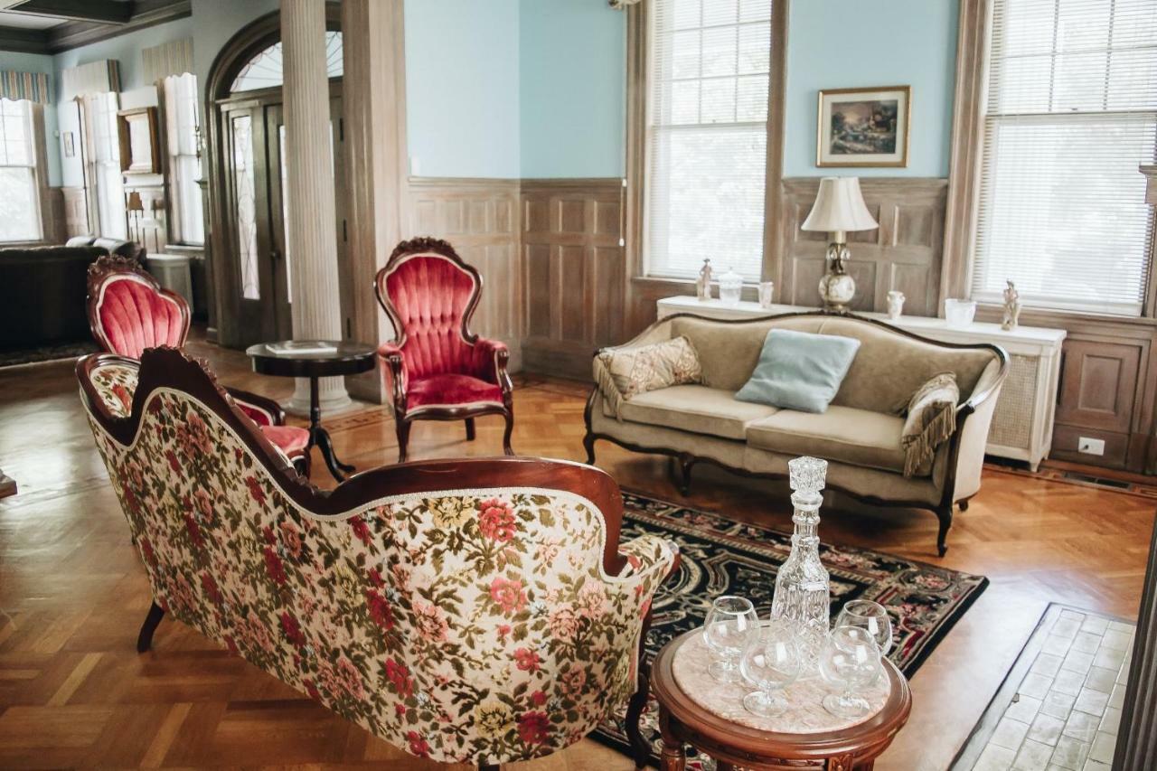 King Room with Balcony