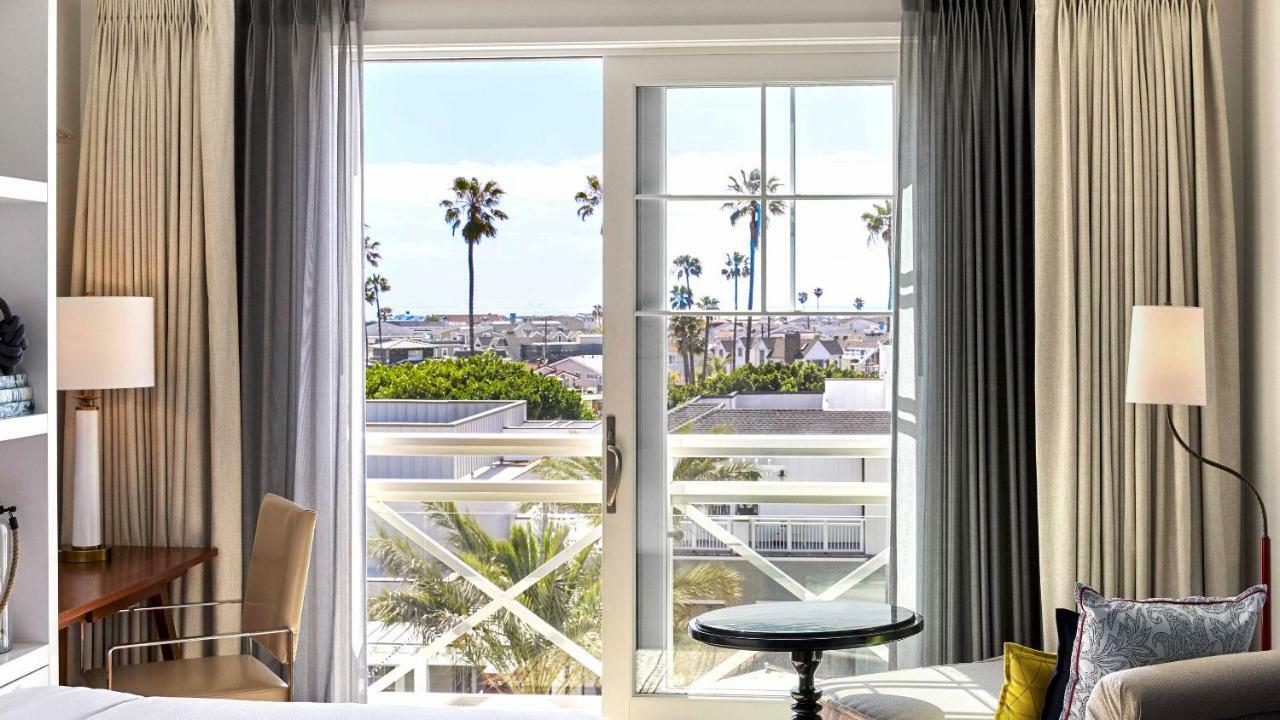 Habitación con cama extragrande y vistas al mar - Planta superior