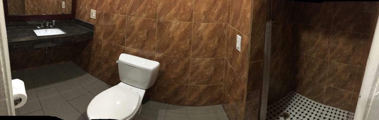 King Room,909486406:JPEG
