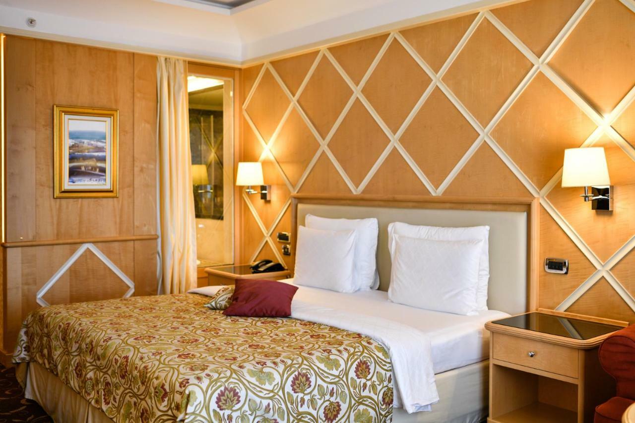 Superior Room with Pool View
