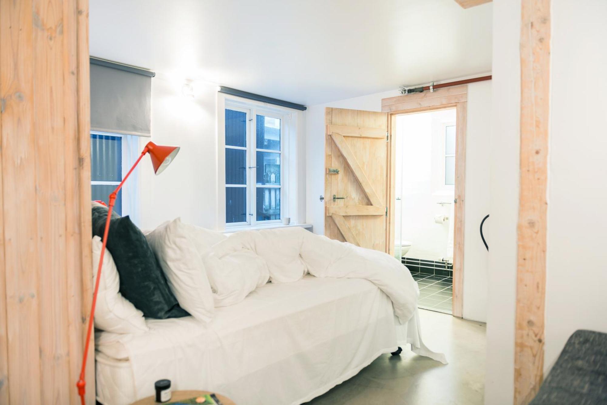 Double Room Private Bathroom