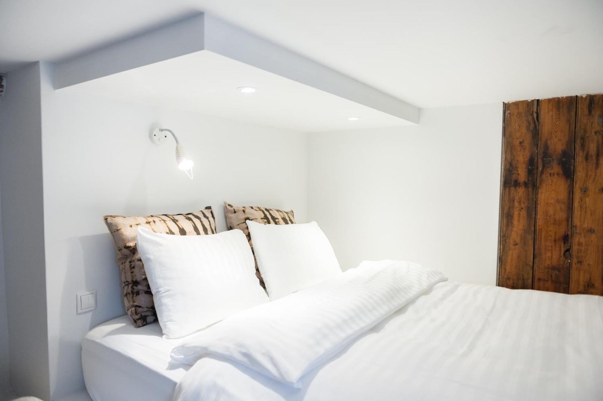 Double Room Private Bathroom