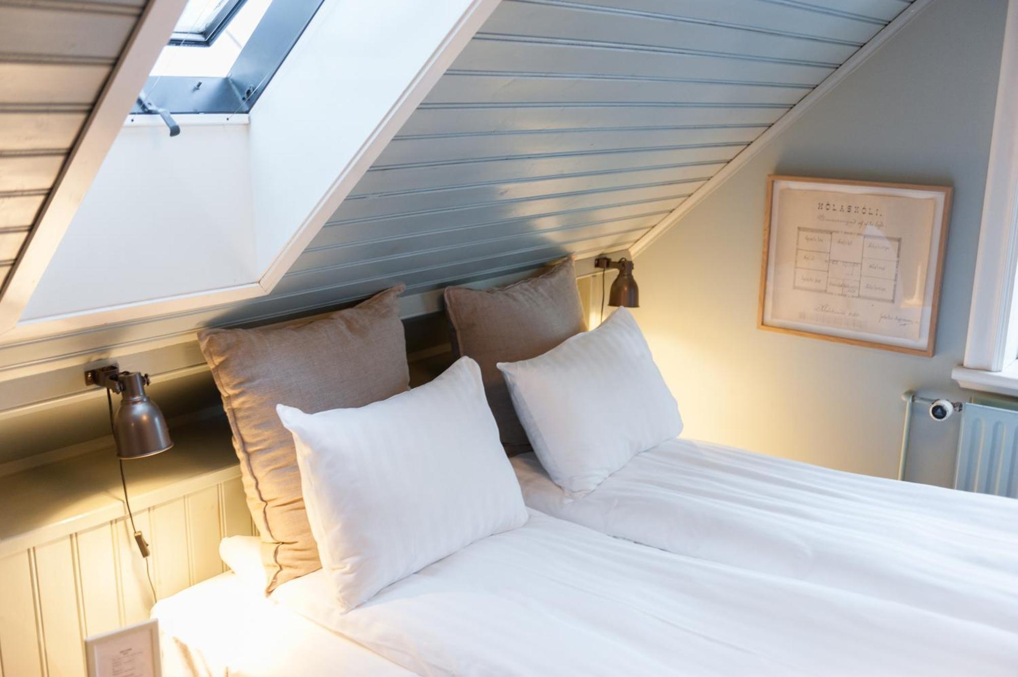 Double Room Private Bathroom