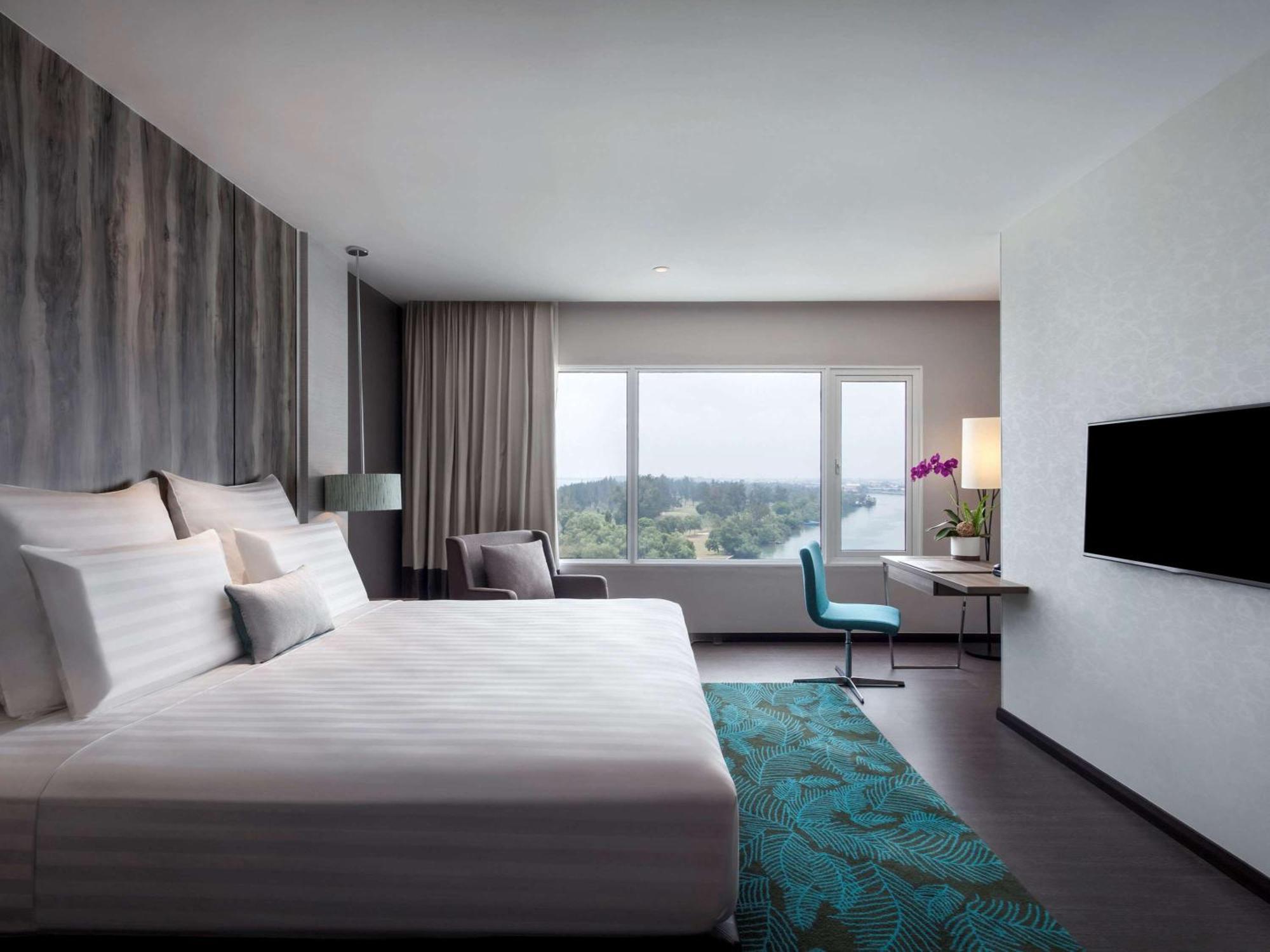 Premium Superior Twin Room