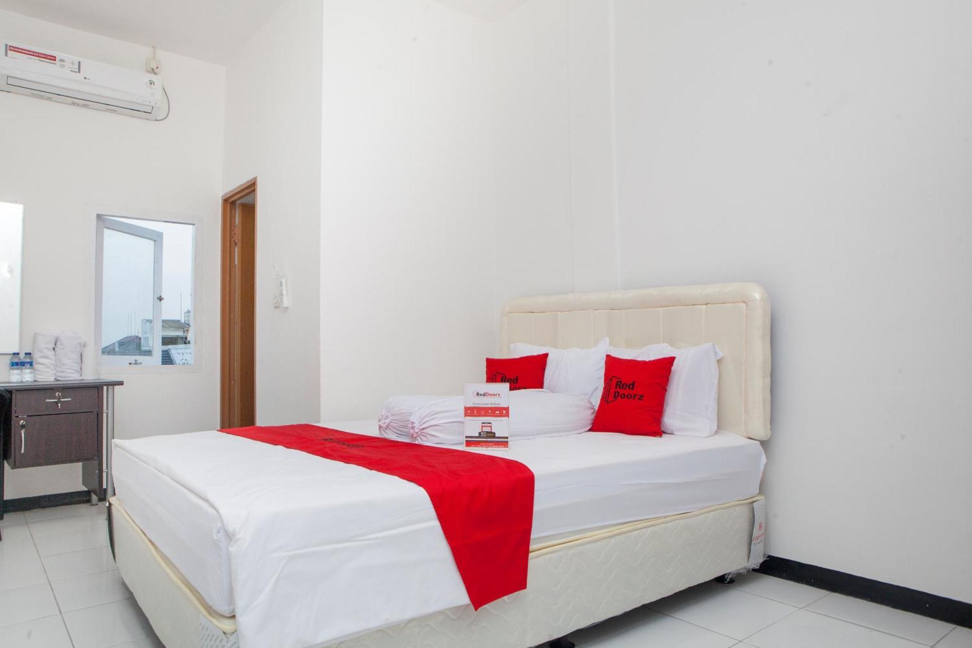 Kamar RedDoorz Double