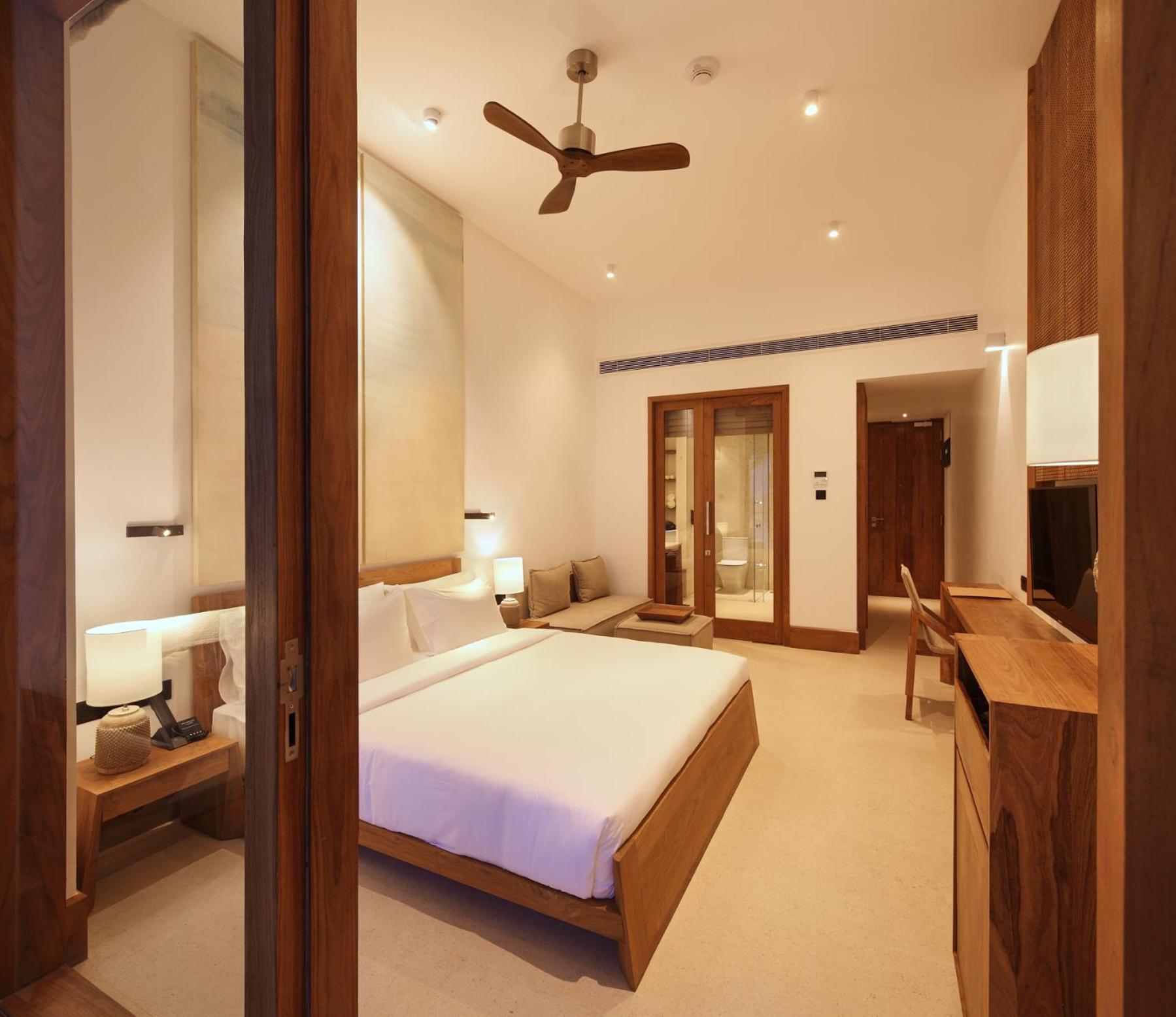 Deluxe Ocean View Room