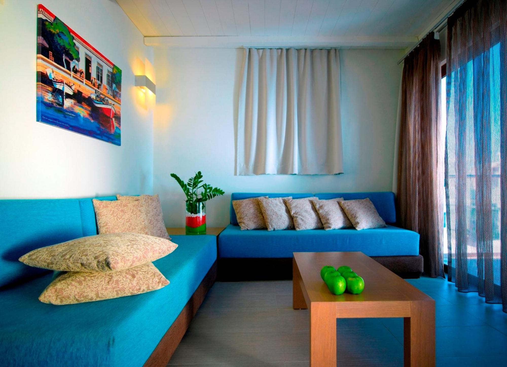 Premium Two Bedroom Suite with Pool View
