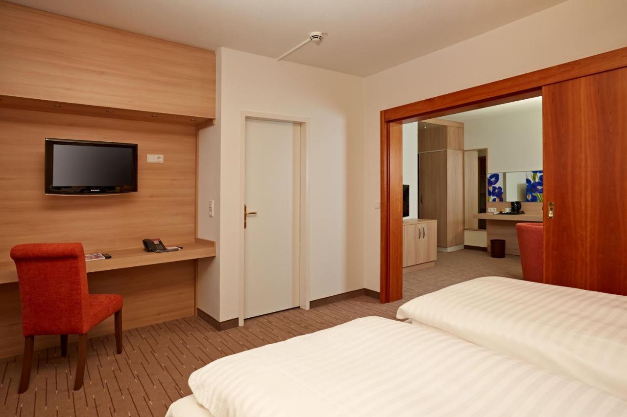 Double Room,917630128:JPEG