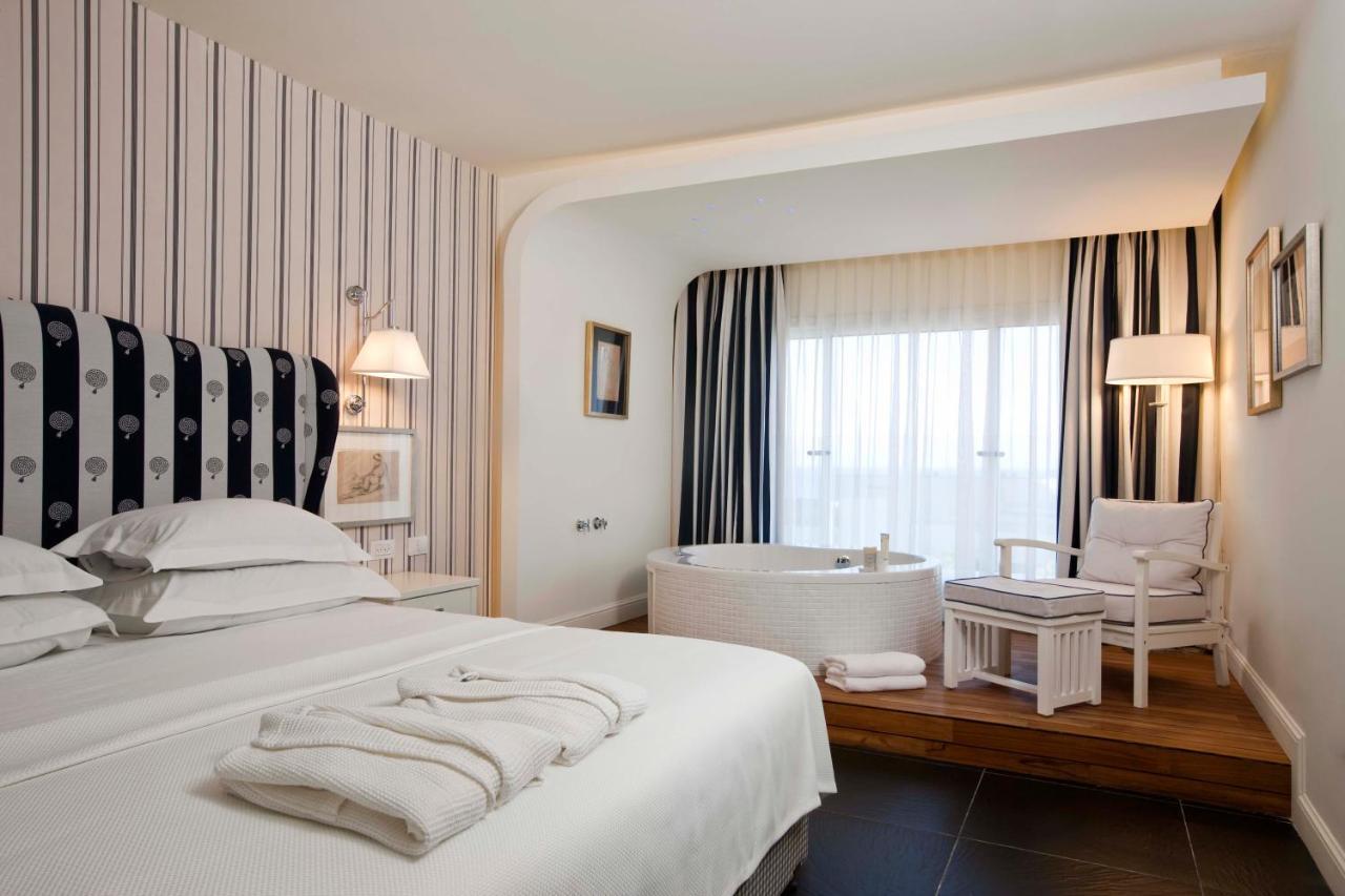 Superior Double Room with Private Spa Bath