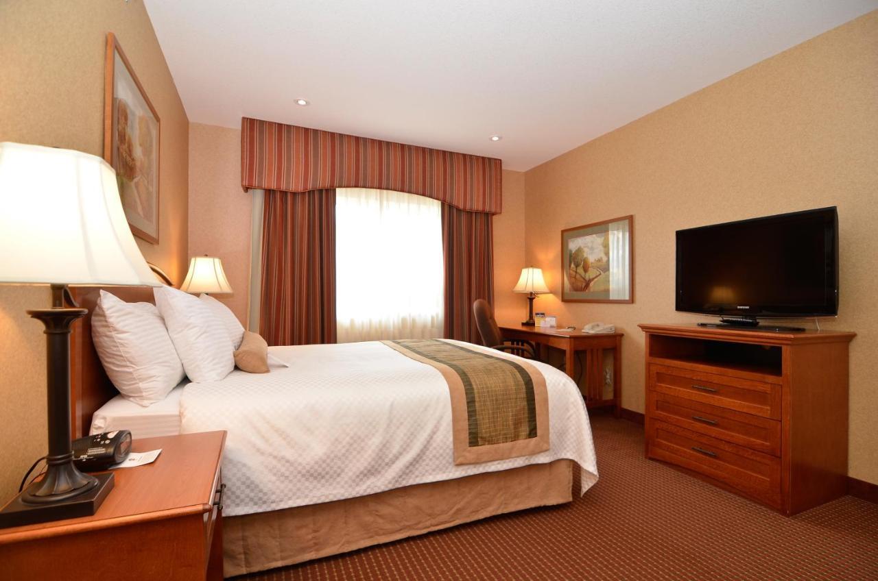 Queen Room - Mobility Access/Non-Smoking