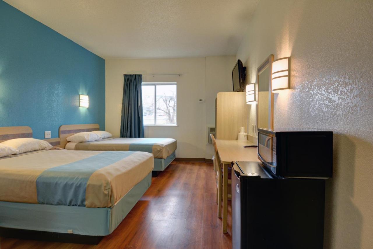 Quadruple Room - Non-Smoking