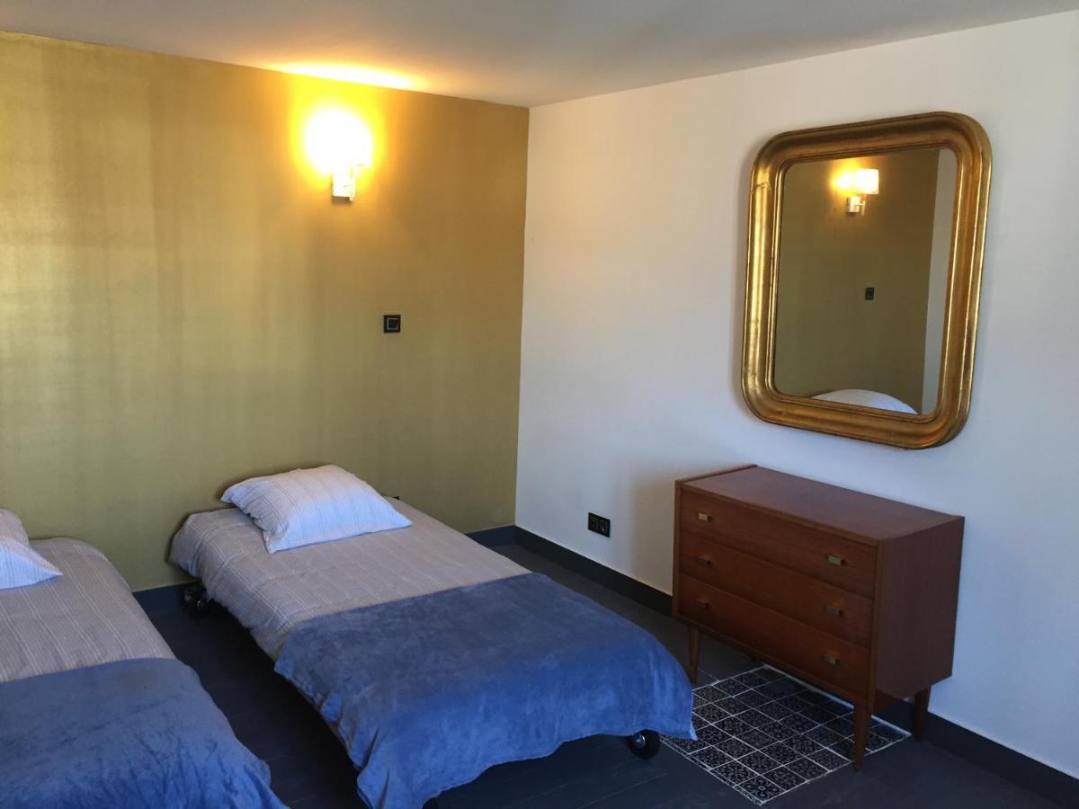 Chambre Double ou Lits Jumeaux