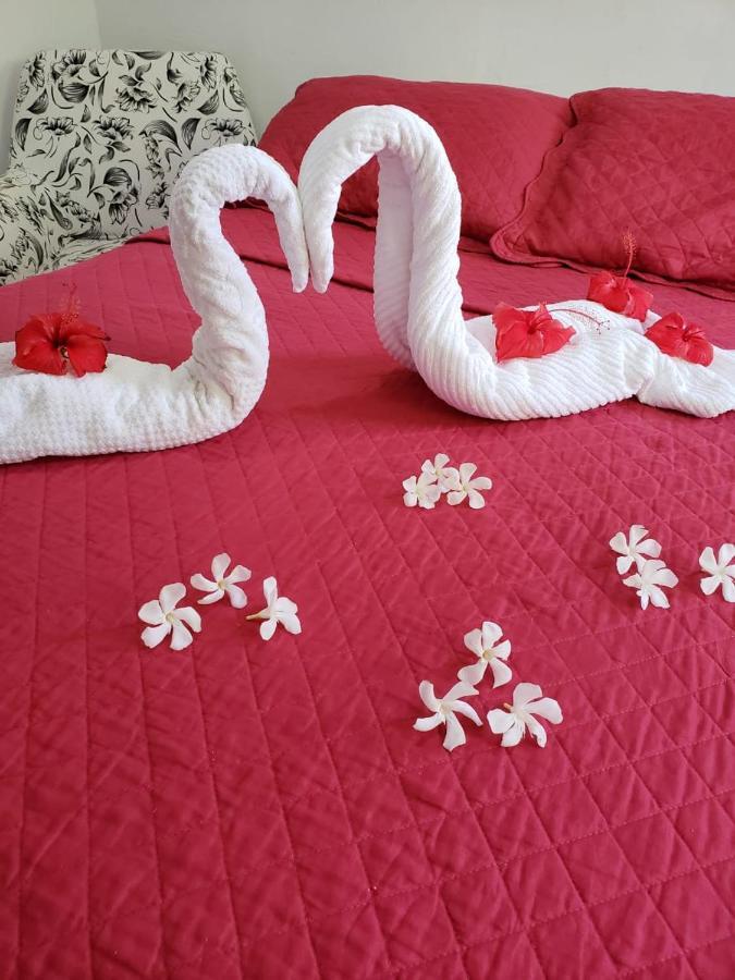 Quarto Grande com Cama de Casal ou 2 de Solteiro