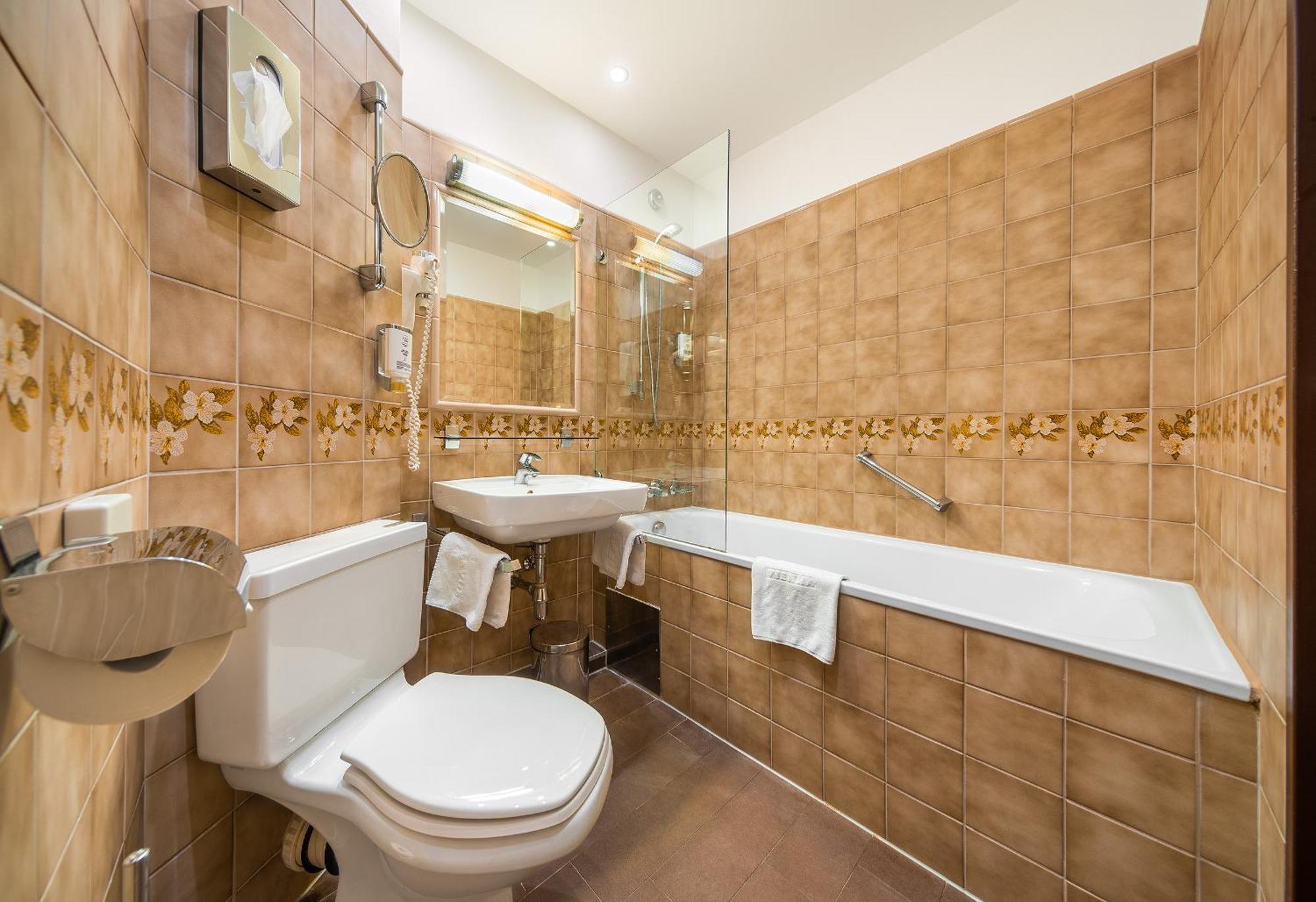 Standard Double Room,1434221854:JPEG