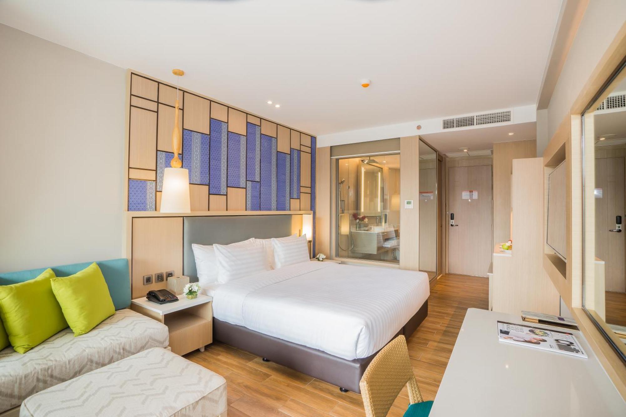 AVANI Deluxe Garden Access Room