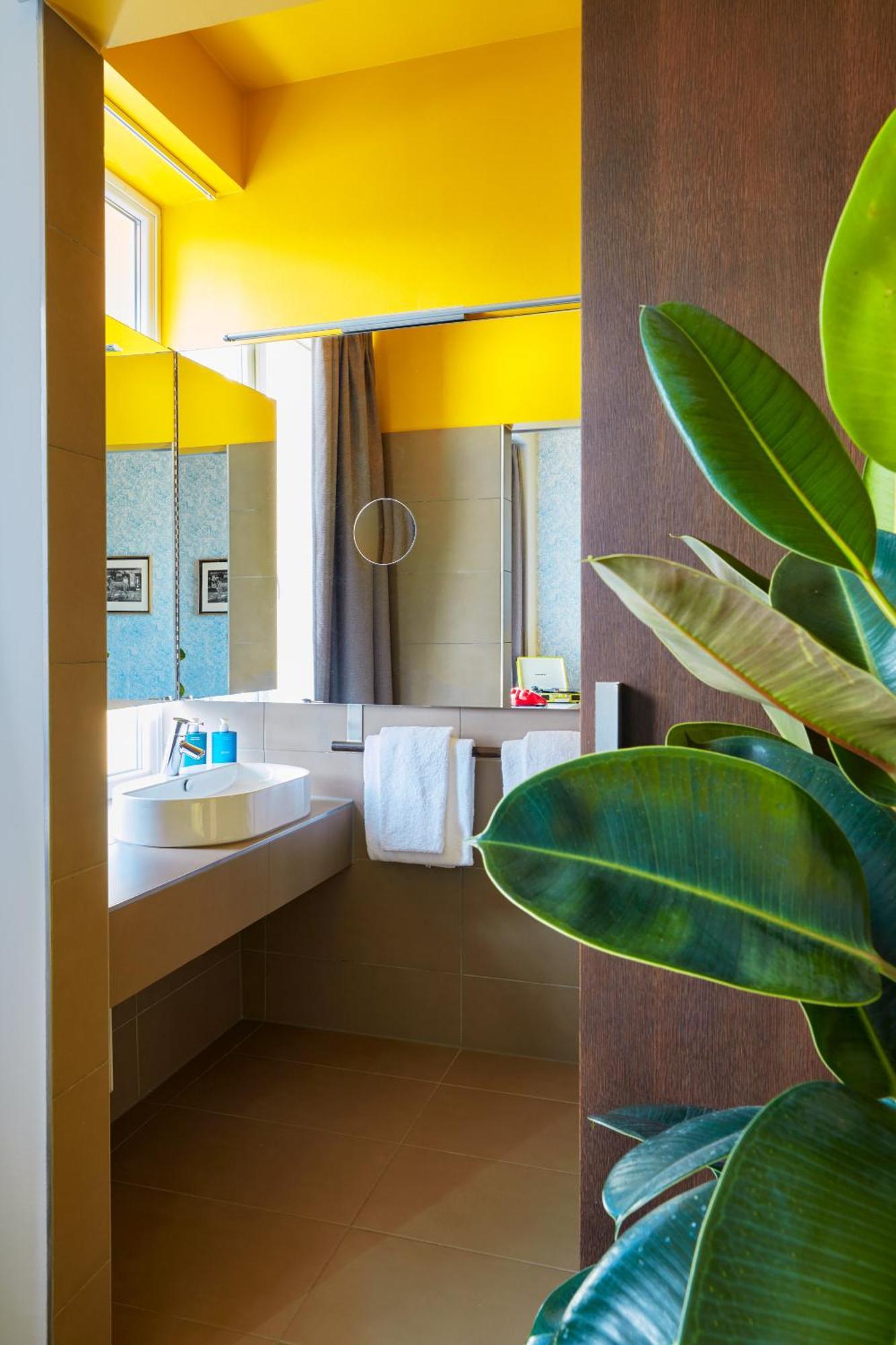 Medium Double Room