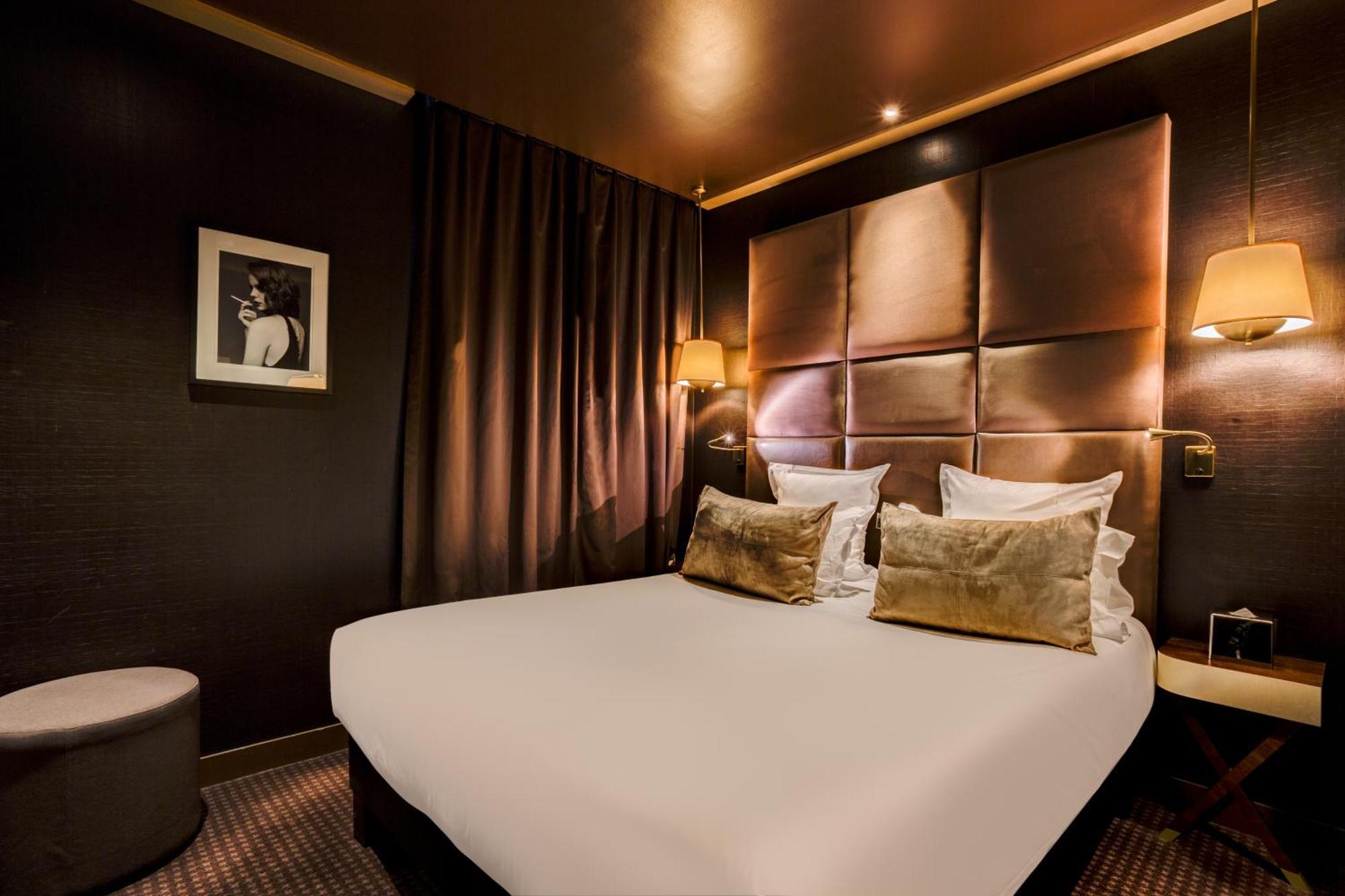 Two Connecting Double Rooms