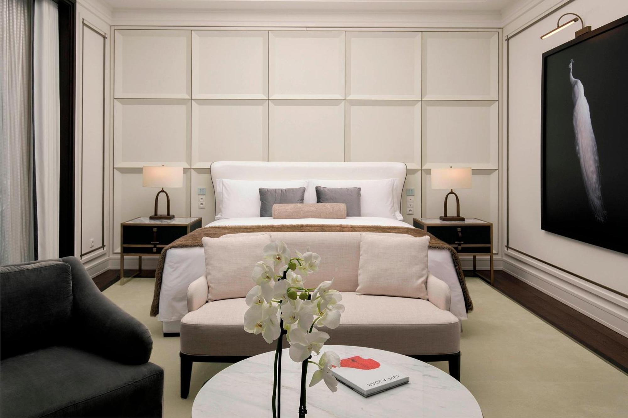 St Regis Suite Central Park or Ishim River View,925029511:JPEG