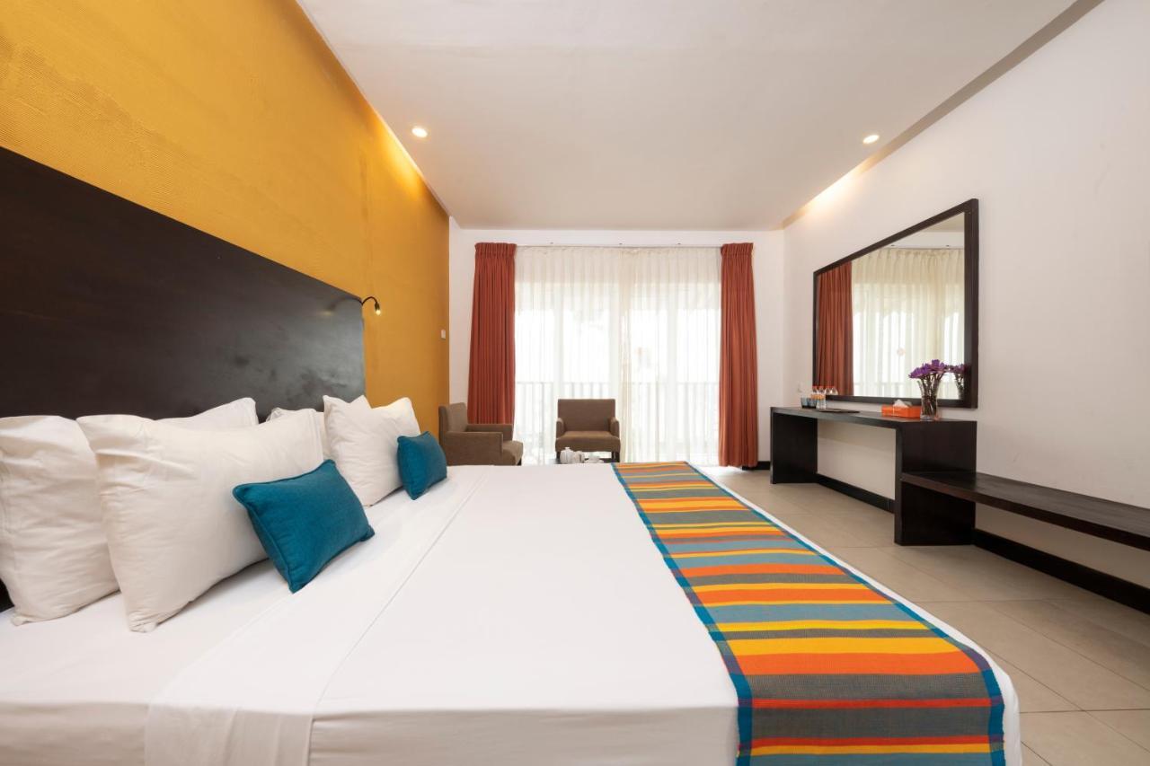 Deluxe Room F&B | Early check & Late check-out upon availability