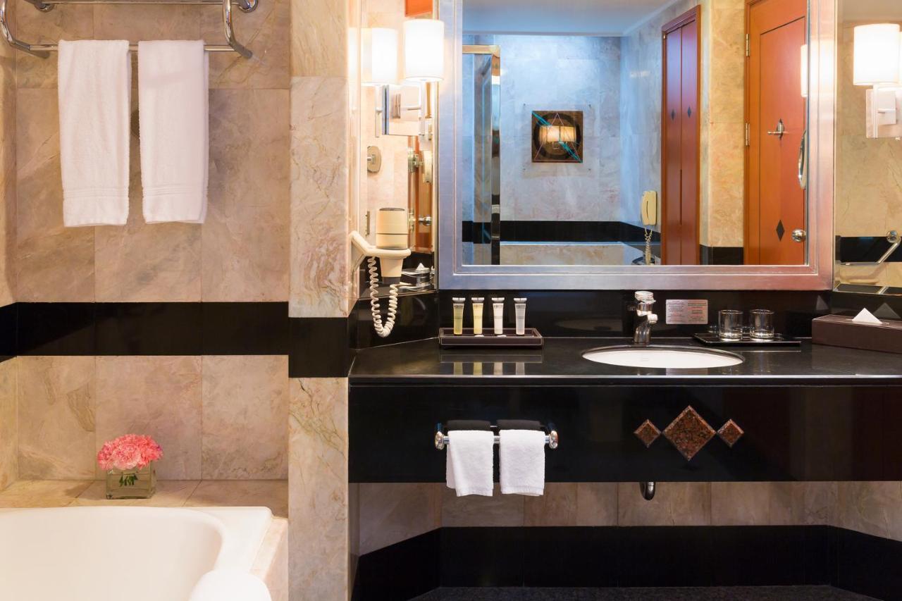Premier Junior Suite