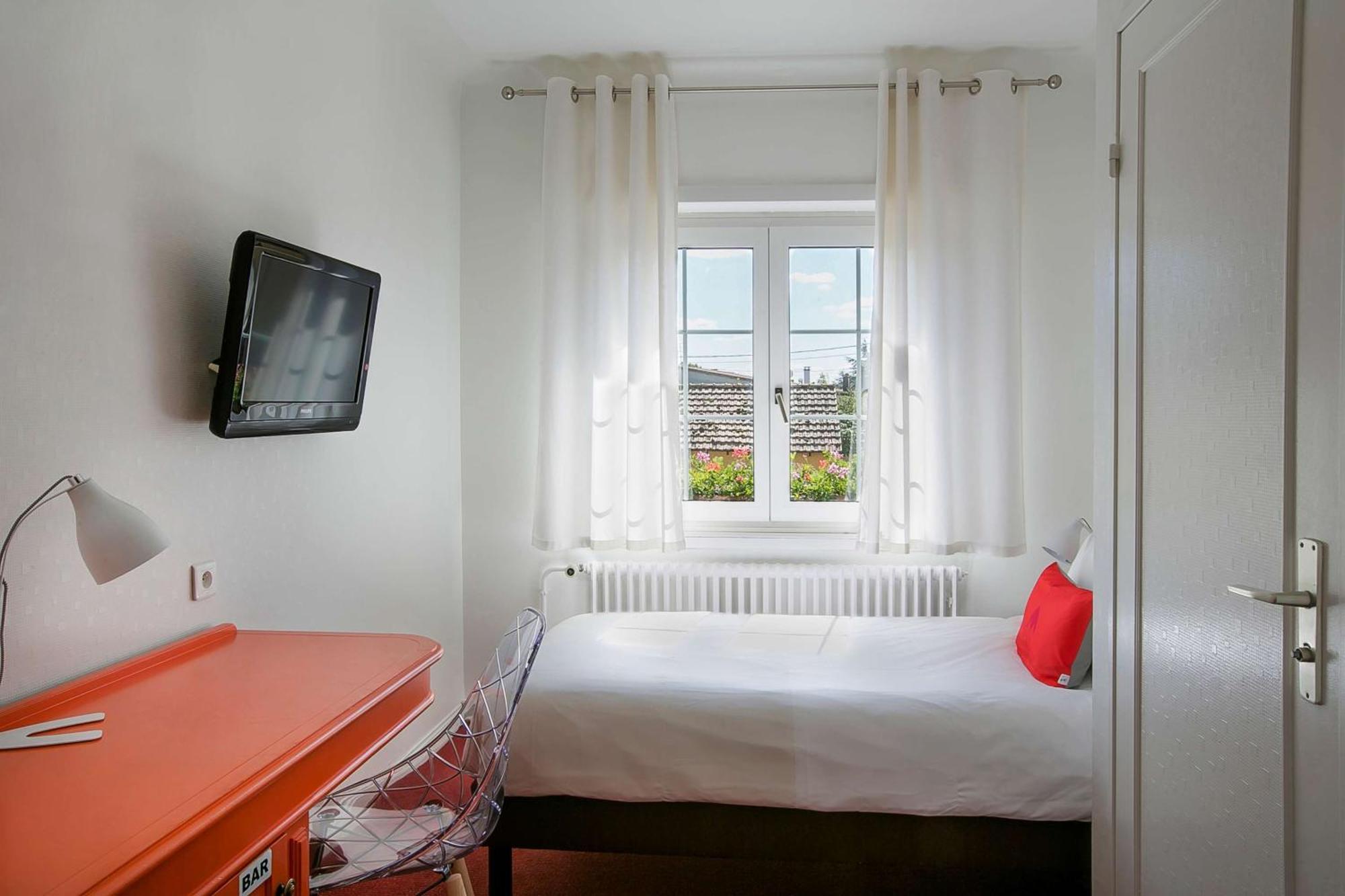 Classic Single Room