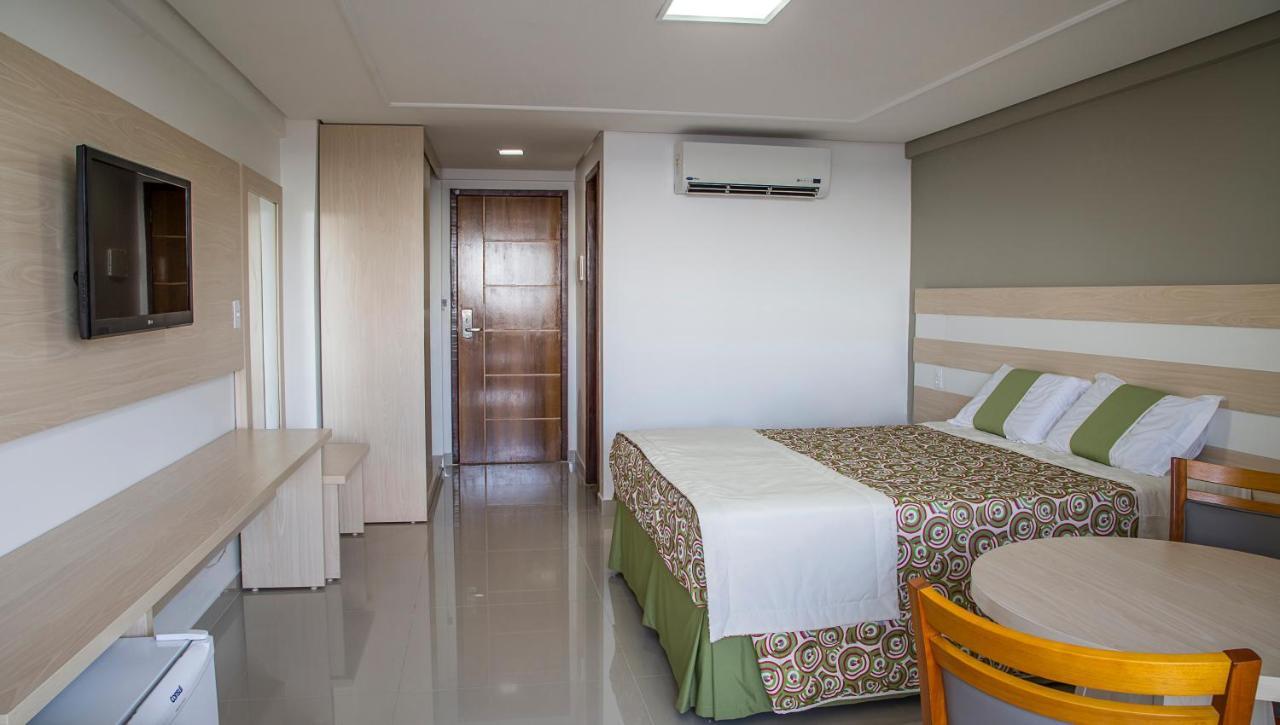 Quarto Duplo com Varanda e Vista do Mar