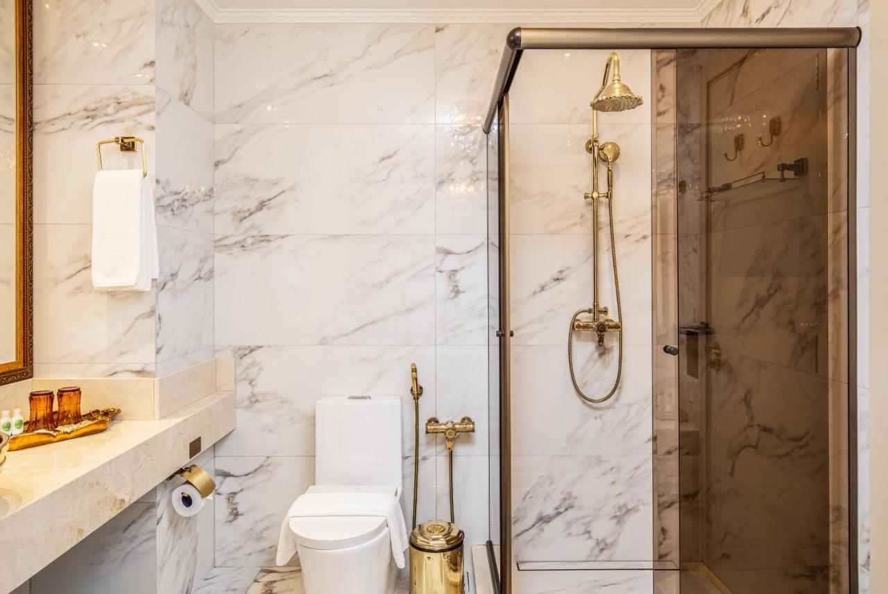 Suite with Spa Bath