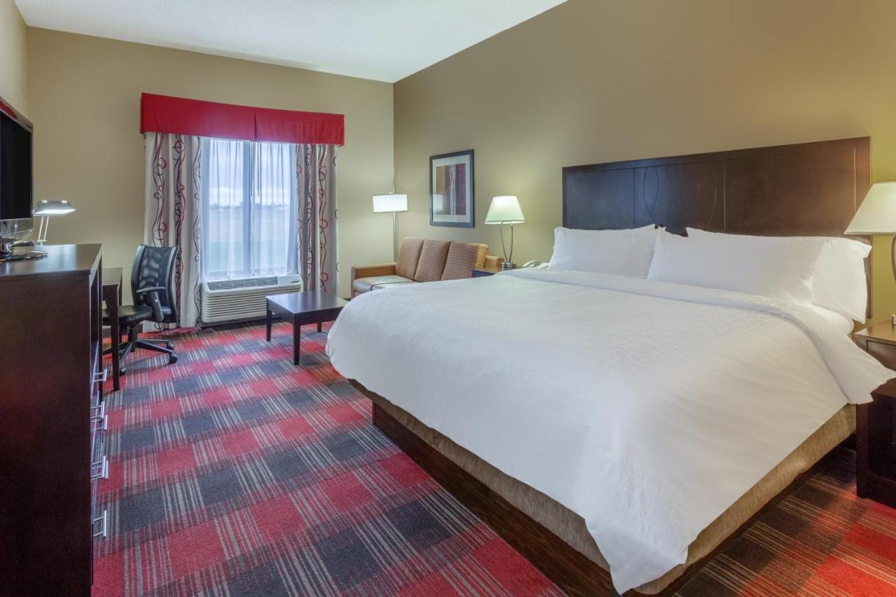 Standard King Room