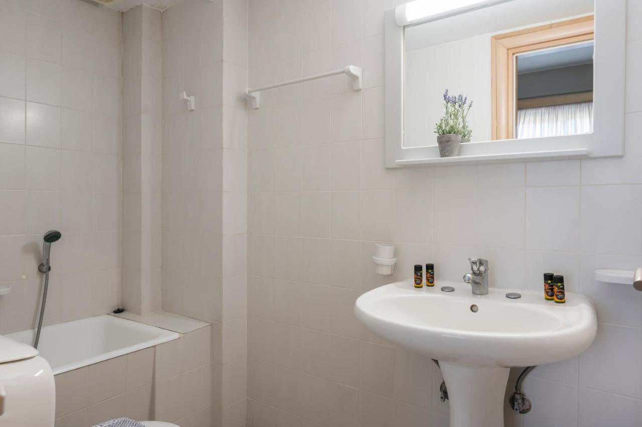 Standard Double or Twin Room,929105656:JPEG