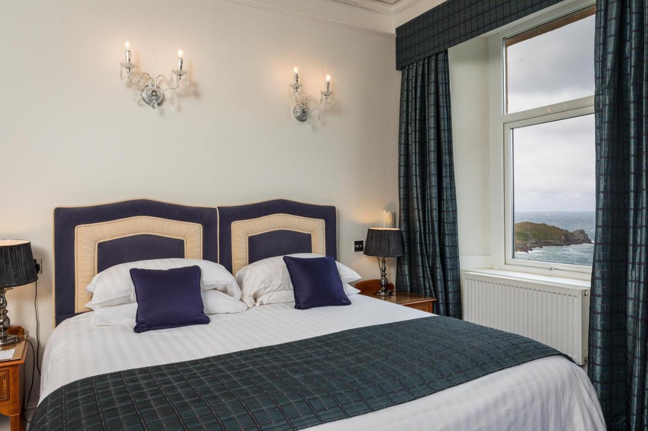 Classic Seaview Twin
