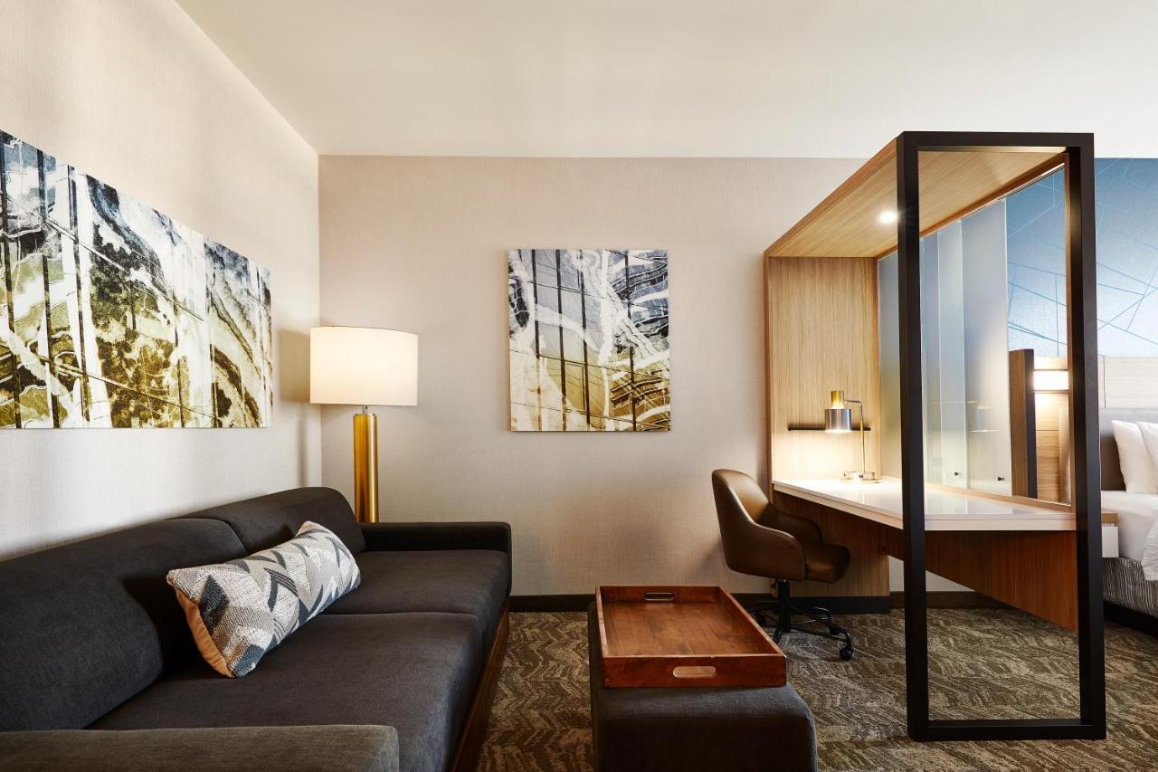 Suite, 1 King, Sofa bed, City view
