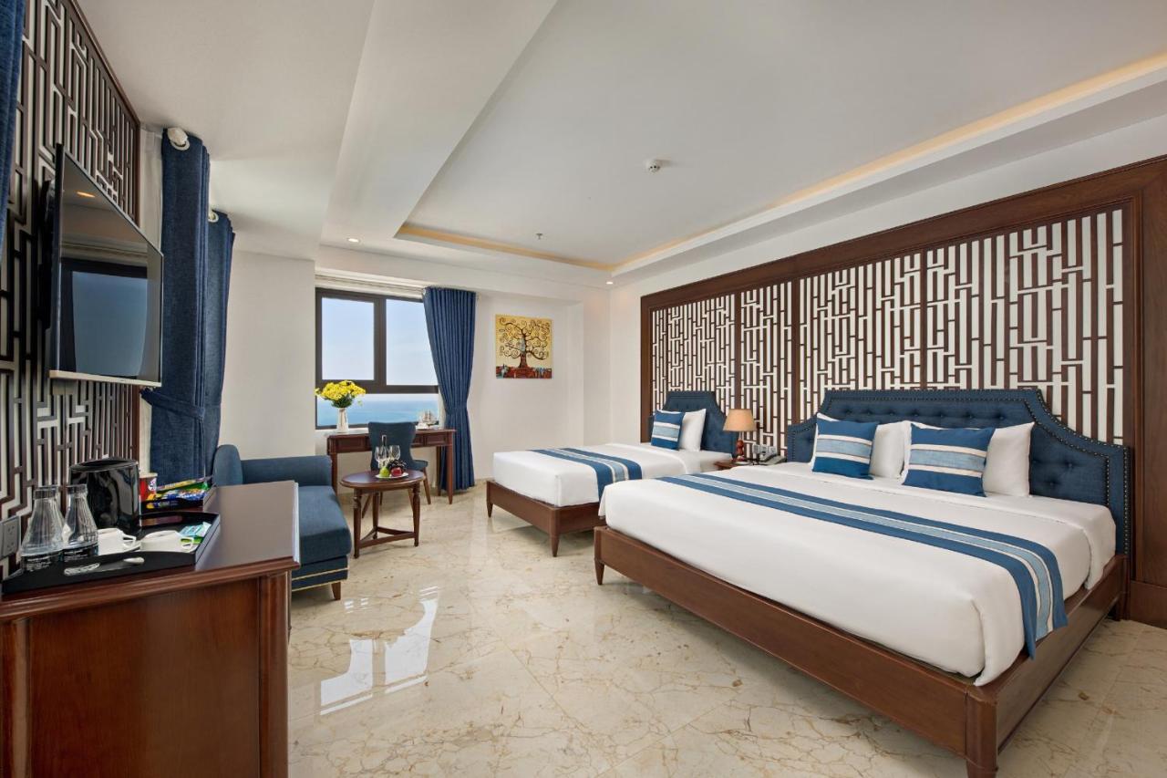Family Room with Sea View