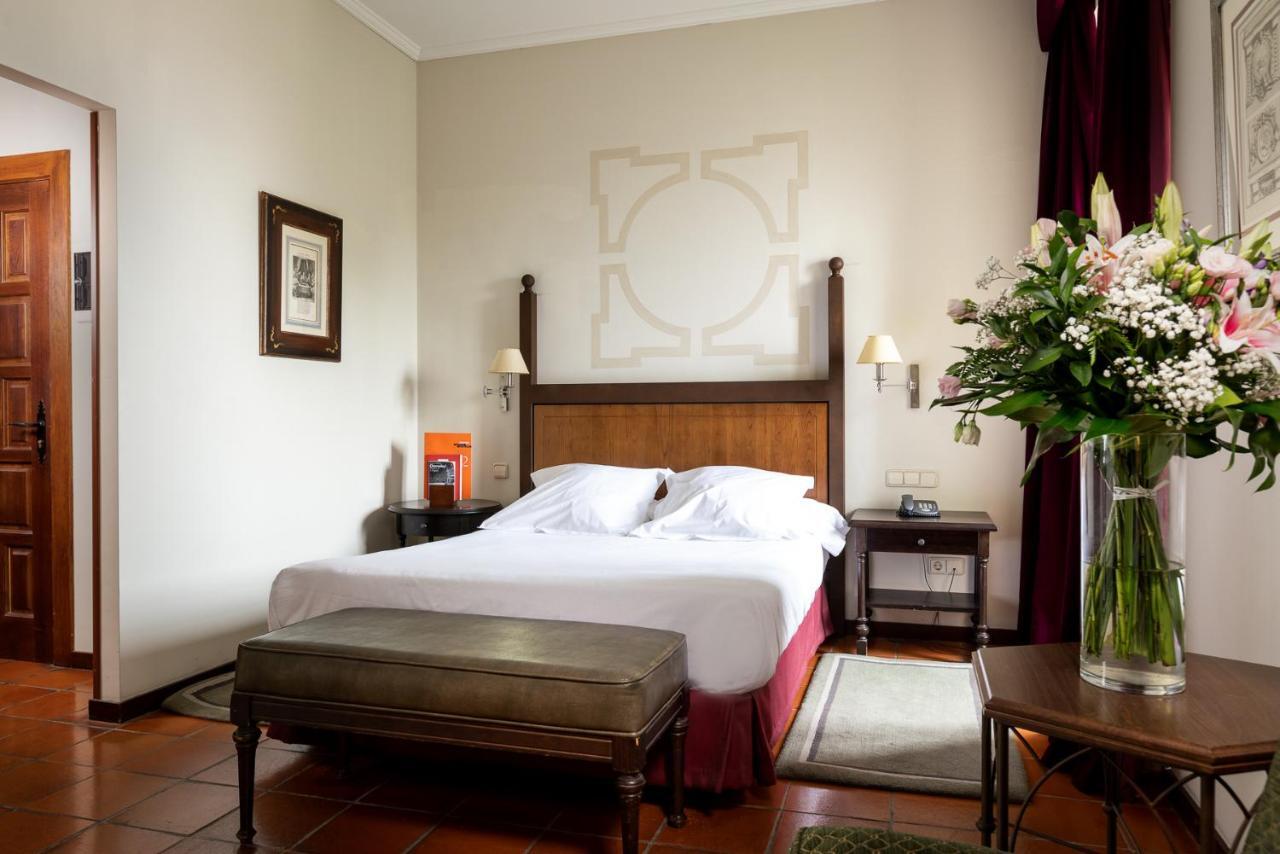 Standard Double Room (2 Adults + 1 Child)