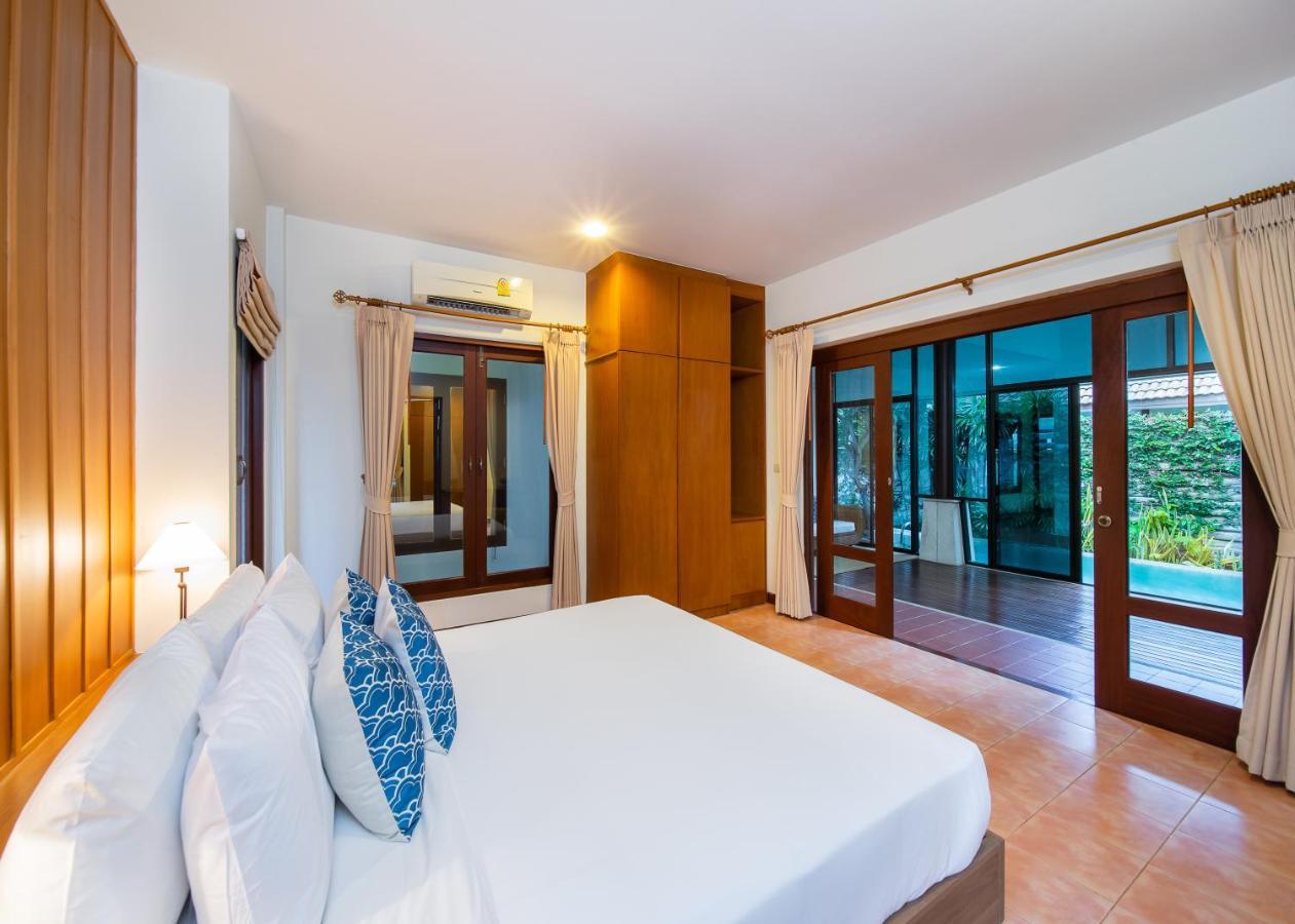 Three Bedroom Blu Pool Villa