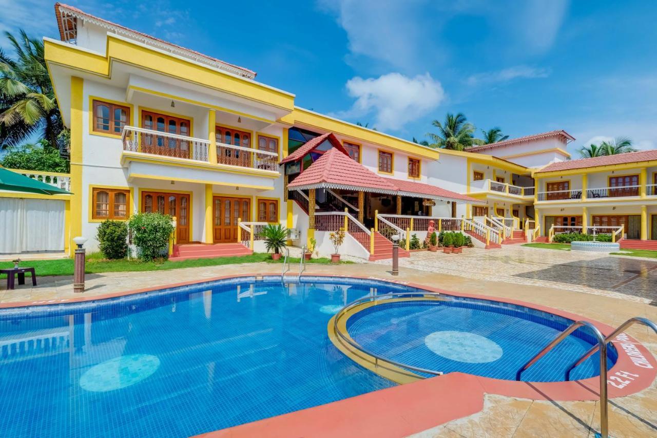 Superior Pool View Room