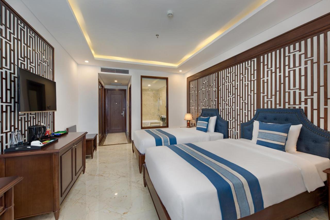 Deluxe Twin Room with Sea View