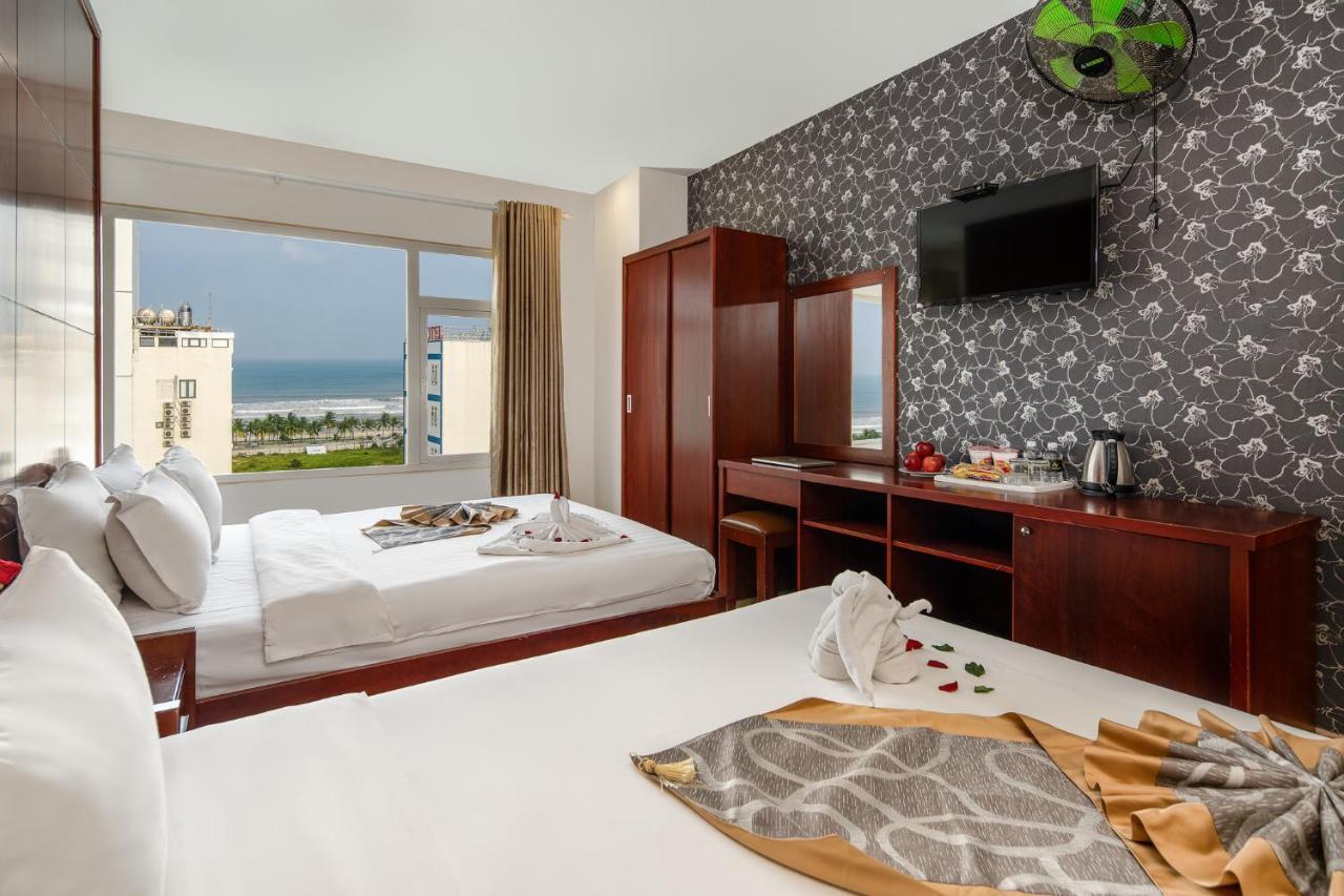 Phòng Deluxe 3 Người Nhìn ra Thành phố