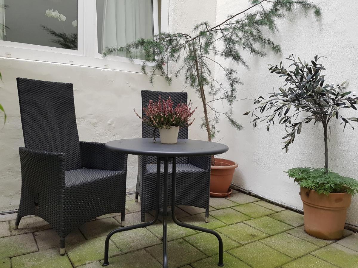 Double Room with Kitchenette,942902491:JPEG