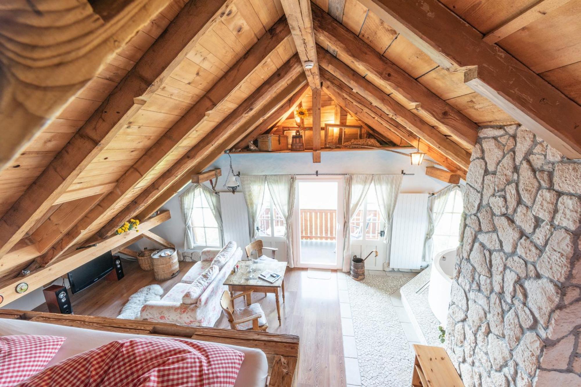 Chalet Alpenglut Suite with Spa Bath