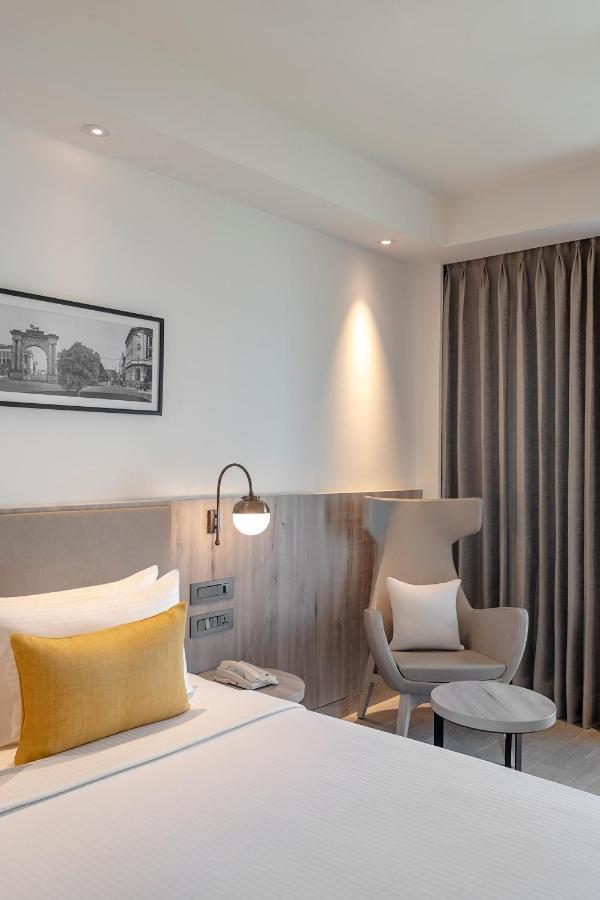 Executive King Room