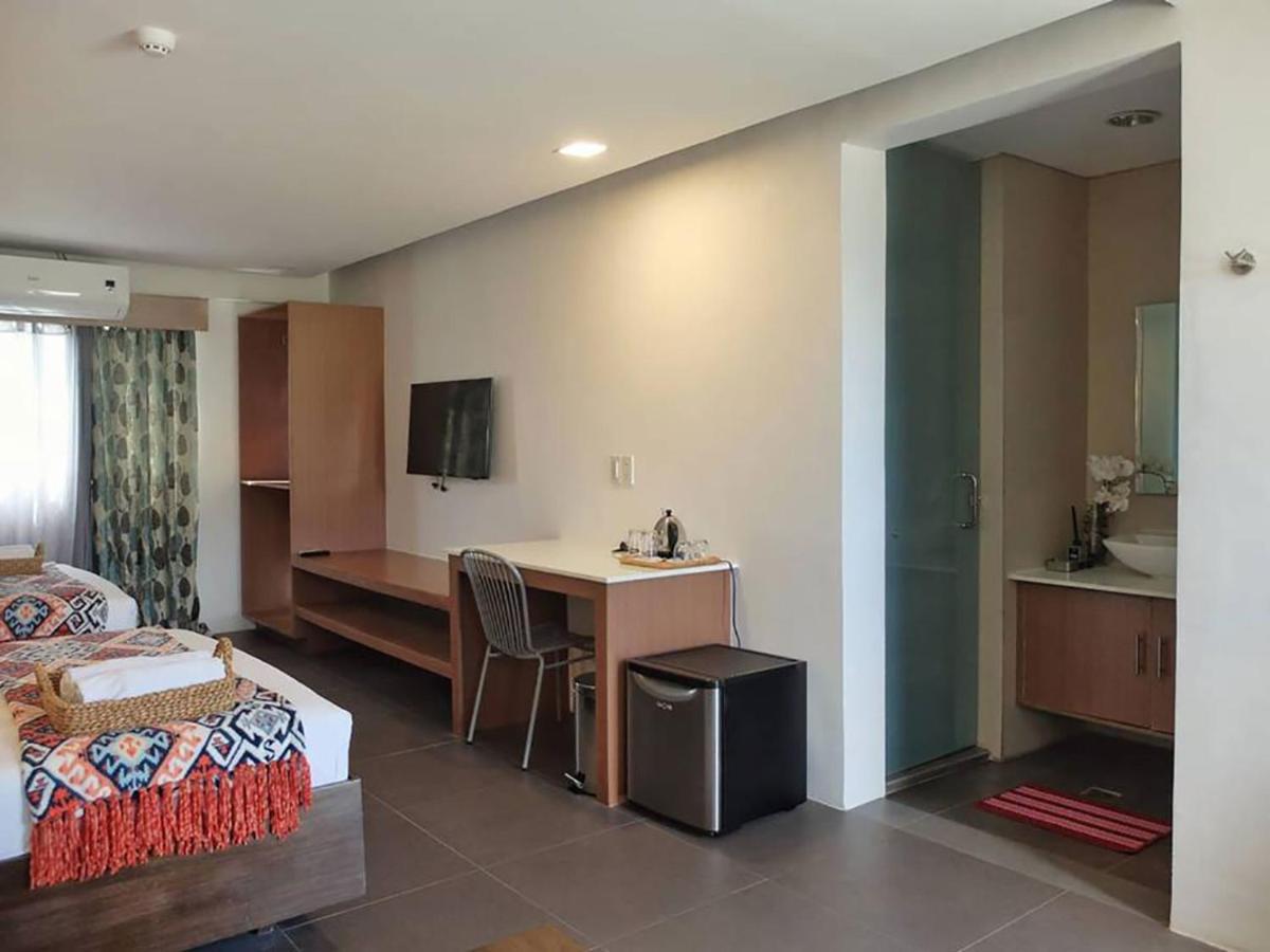 Superior Family Room